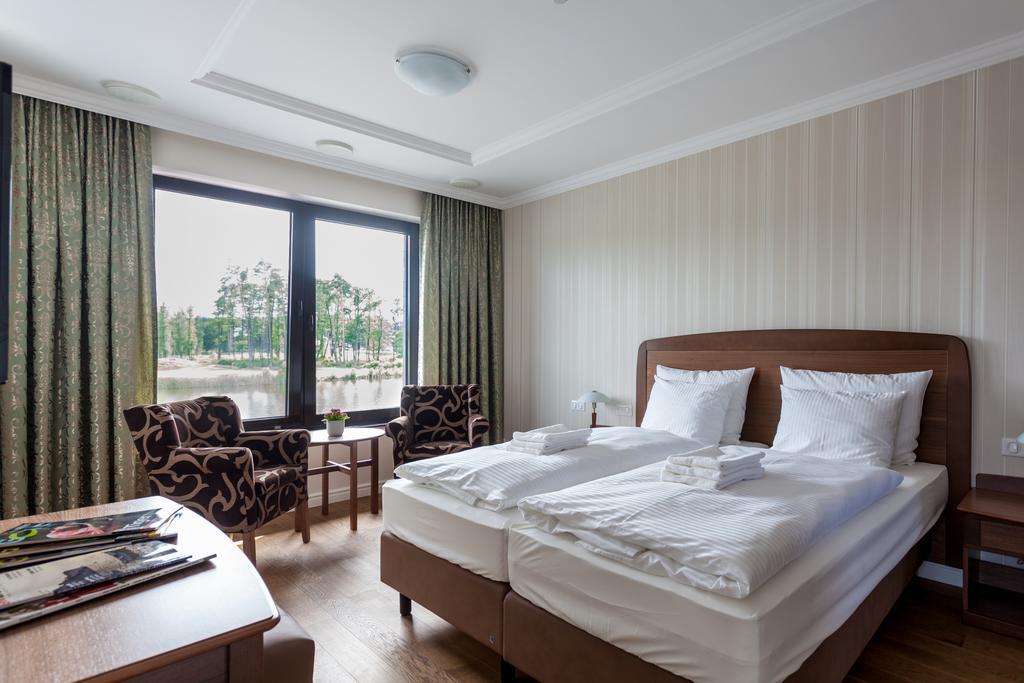 Golfbay Villa Сениця Екстер'єр фото